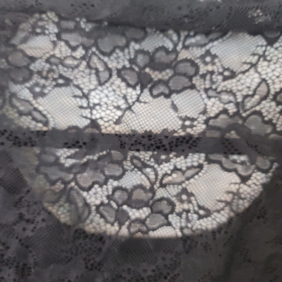 XL Witchy Vibes - Black Lace Handkerchief Dress - Picture 3 of 6